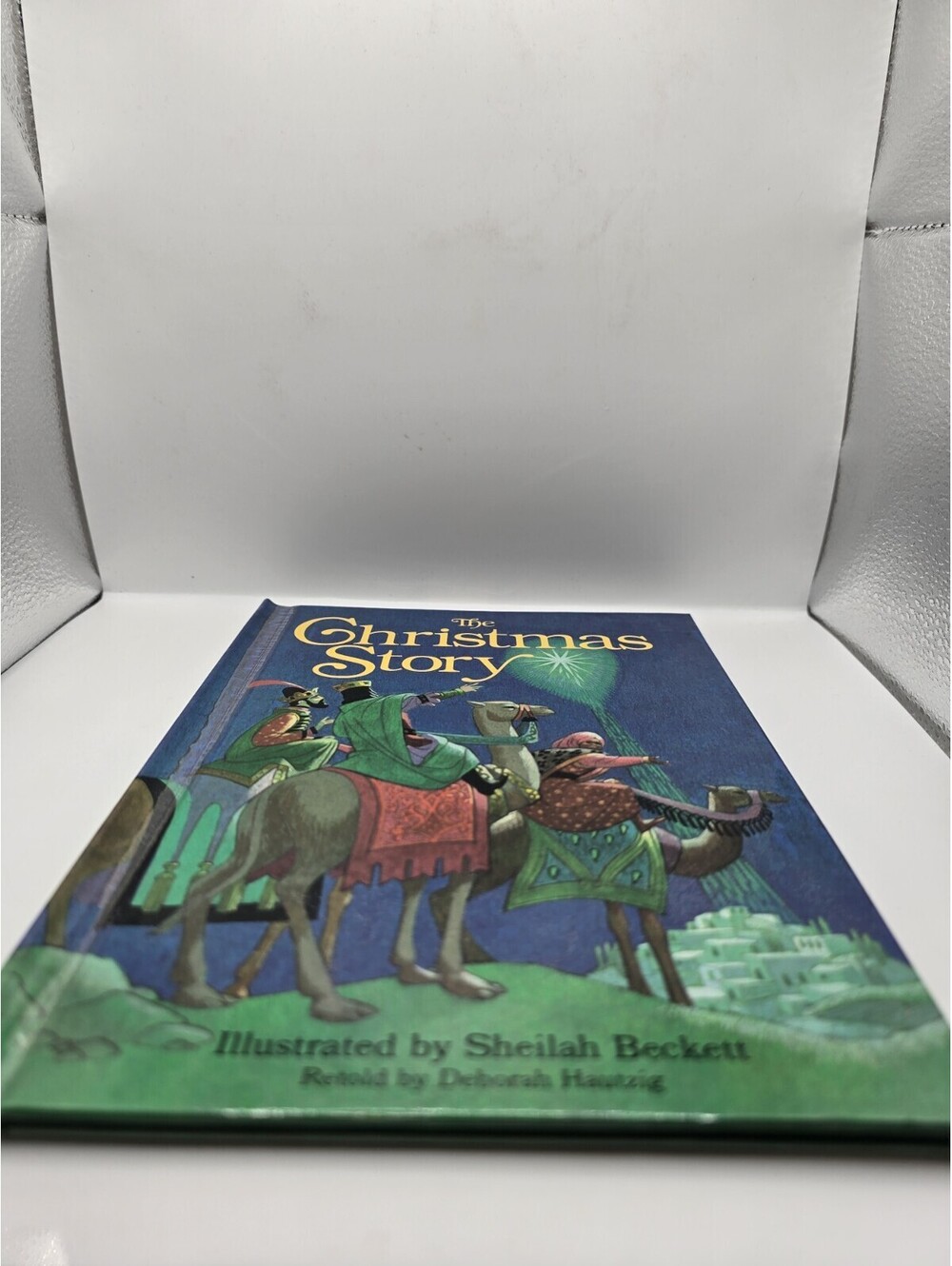 Vintage 1981 The Christmas Story Storybook Hardcover Picture Book